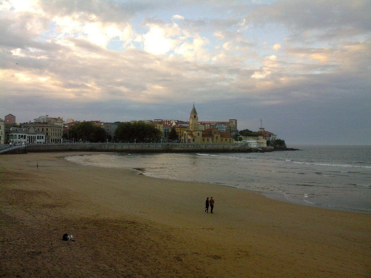Playa de San Lorenzo Gijón